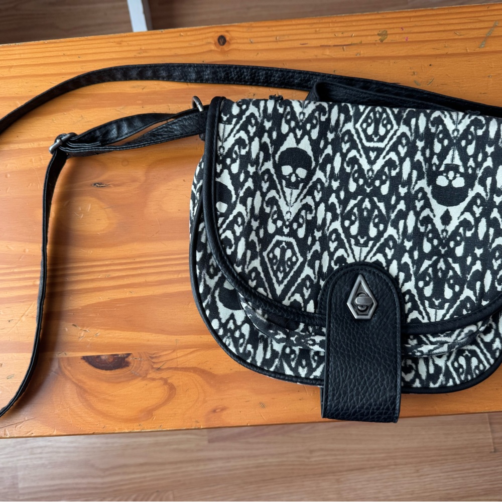 Volcom Black and White Skull Crossbody Bag
